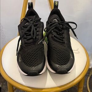 Nike Kids Black and Neon Green Sneakers